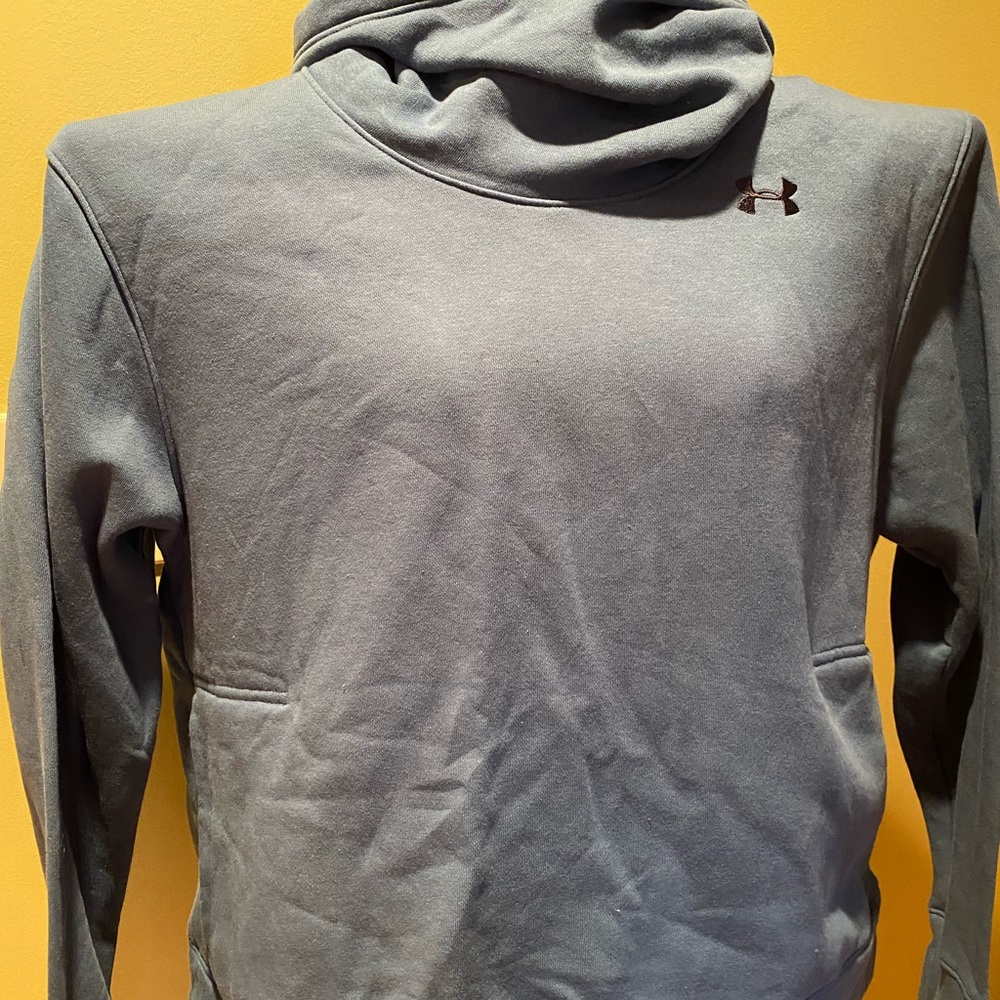 Under Armour sweatshirt